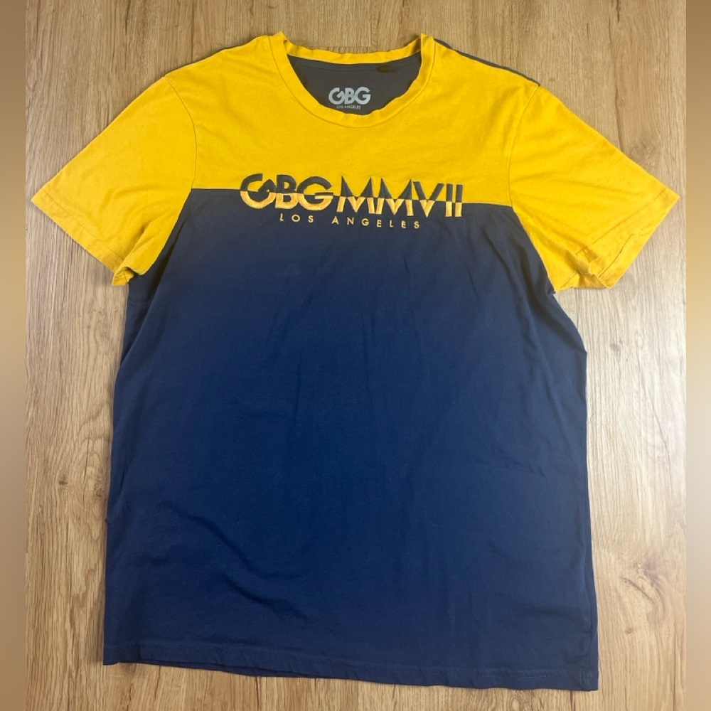 GBG Los Angeles Graphic Tee Men’s Large Yellow Navy Colorblock Logo Shirt
